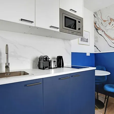Modern Sutdio For 2 With A-c - Near Montmartre *